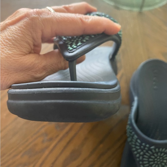 Ladies Crocs - Picture 5 of 6